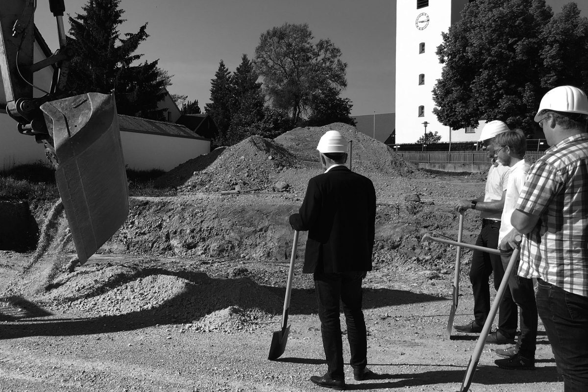 Spatenstich In Der Oberpfalz - Neumann & Heinsdorff